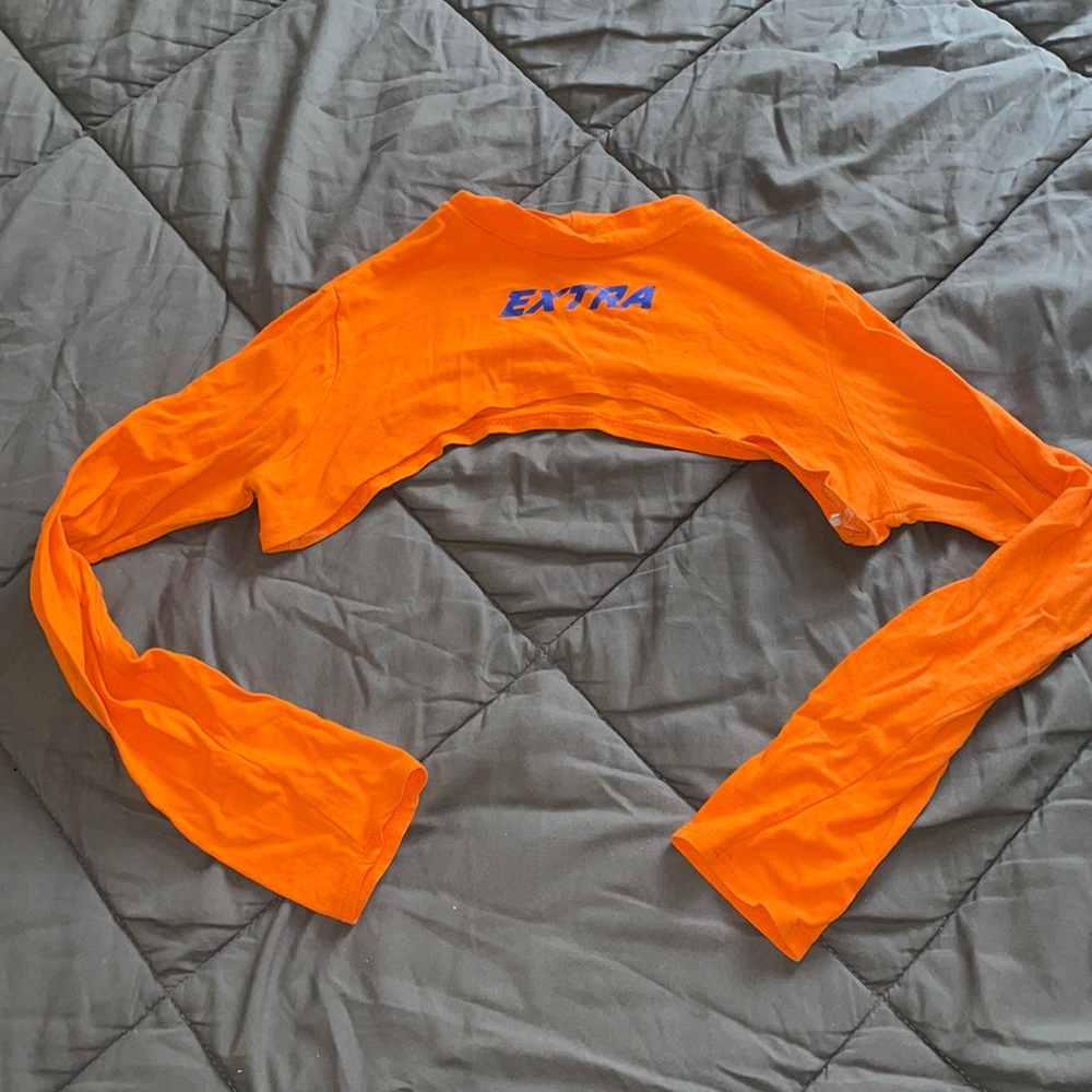 Really cropped orange top